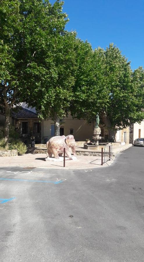 Joli Loft Dans Village Pittoresque Peret Exterior photo